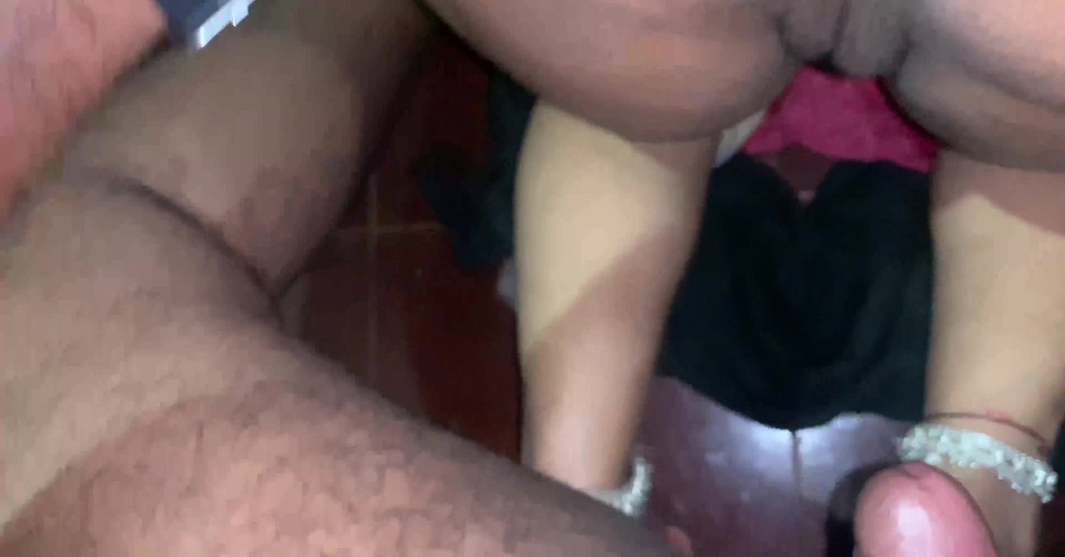 Sofia ki gand mari tel laga ke, Sofiya ki chudai ghodi bana ke,Bihaari bhabhi ki gand chudai Bhojpuri.