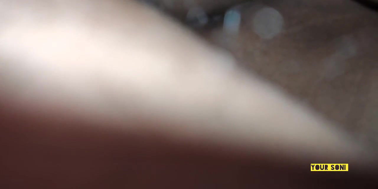 Soi hui bahu ko sasur ne pichhe se pela