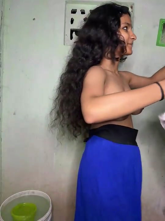 Khadija37 22 amaizing big boobs