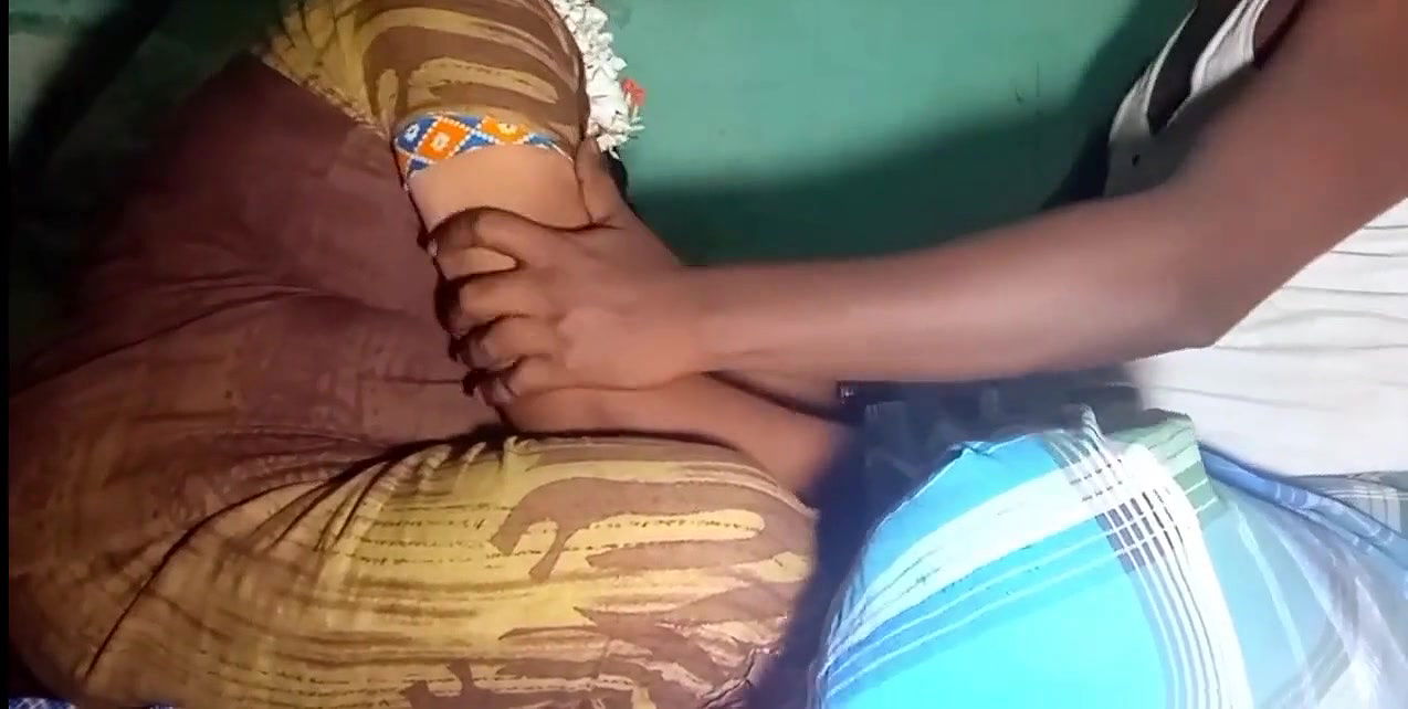 Tamil priyanka aunty very nice doggy style