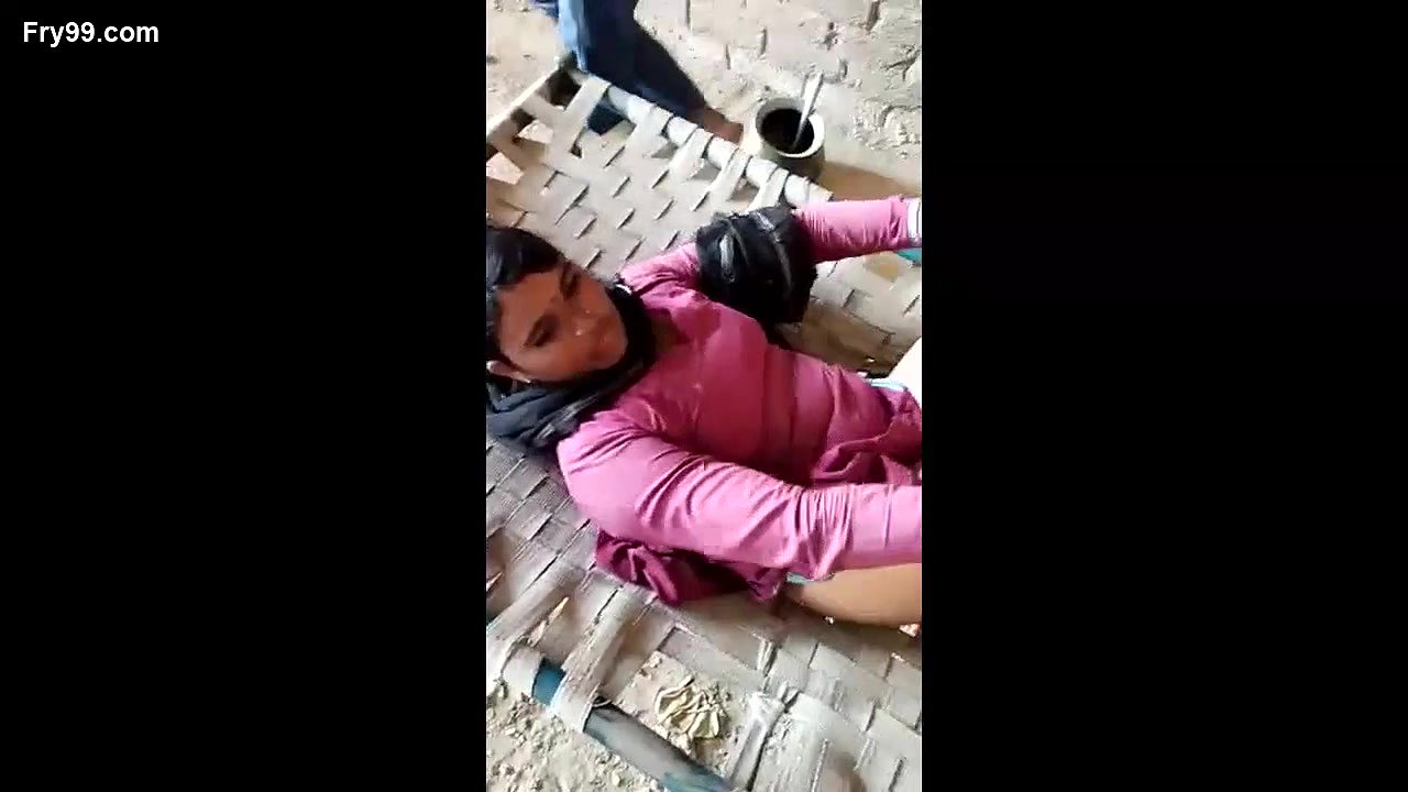 Dewar Bhabhi Caught Fucking