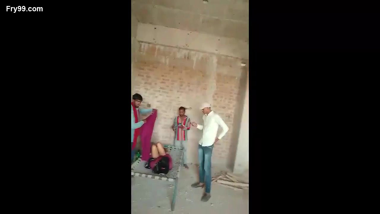 Dewar Bhabhi Caught Fucking