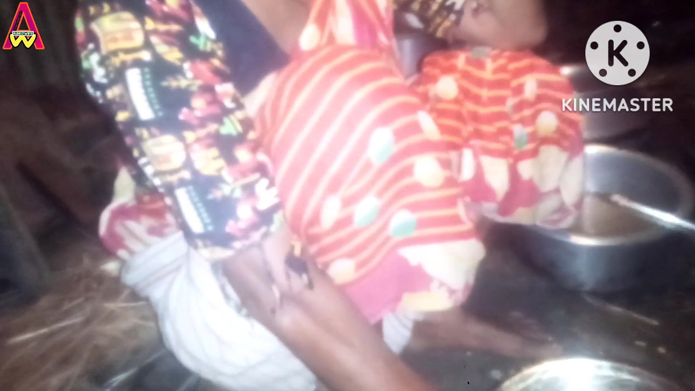 Village old bhabhi ka chut gand chudai Kiya night m Village old bhabhi ka chut gand chudai kiya night mein