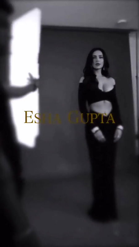 SLUTTY ESHA GUPTA DEEP PLUNGING NECK DRESS MELONS TEASE PHOTOSHOOT