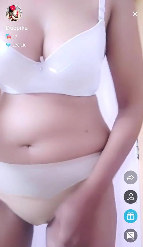 Deepali  hot tango premium show