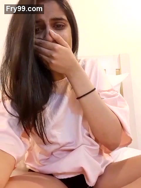 Most Demanded Girl Showing Nude Body