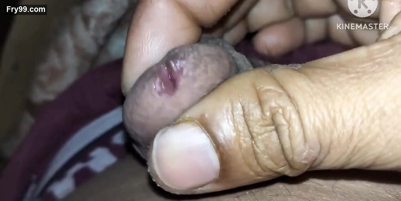 Gori bhabi ki choot dekh kar mera land machal gya hindifuck1223