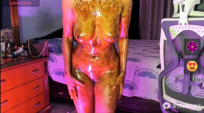 Lusty_Lua chocolate Cream on whole BodyGB