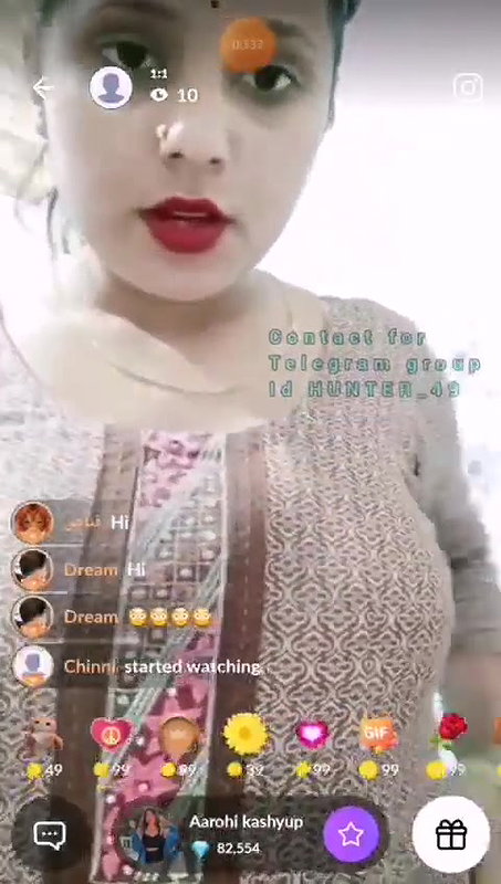 Cute bhabi show her big boobs on tango