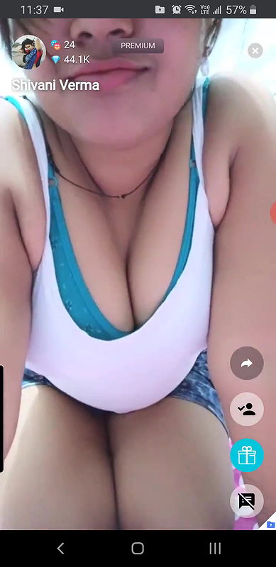 Cute girl full show