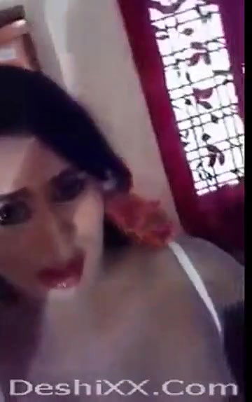 Deshi Bgrade acctress swathi naidu latest selfie stripping video