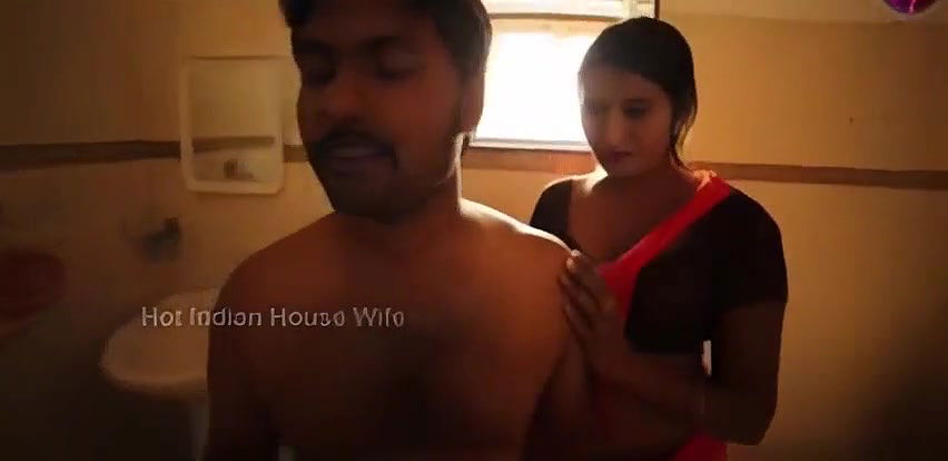 Hot Mallu Servant Romance With Owner in telugu