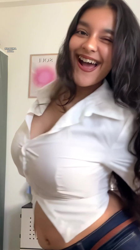 Subhashree Sahu BUSY DIVA CUMWORTHY NAVEL TEASE HQ VIDEO 2