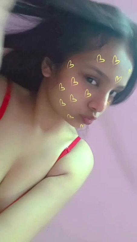 Beautiful Cute Sexy Thick NRI showing Updates 21