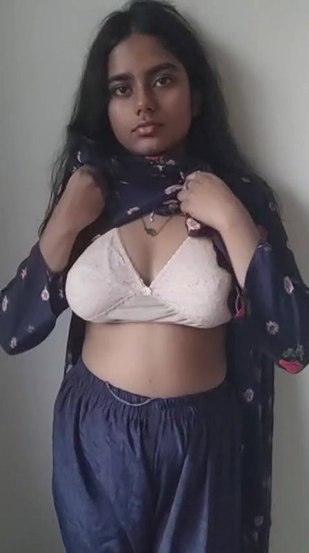 Horny Bengali Girl Arthi Full Collection 1 gb 38