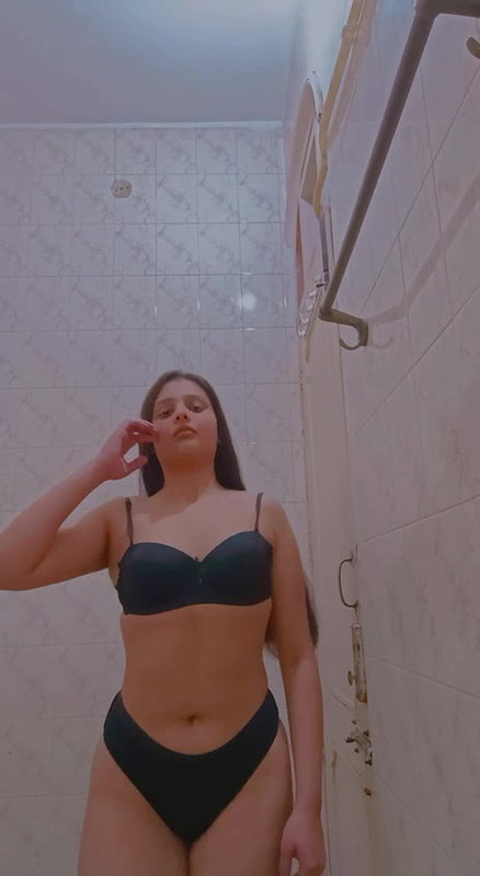 Beautiful Cute Sexy Thick NRI showing Updates 10