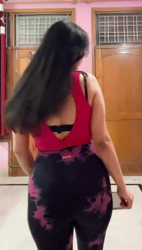 Beautiful Cute Sexy Thick NRI showing Updates 5