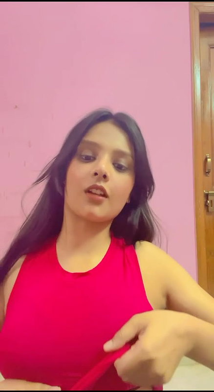 Beautiful Cute Sexy Thick NRI showing Updates 16