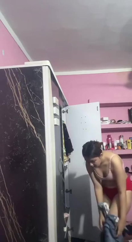 HOT DESI NORTHEAST MAAL SHOWING SEXY BODY & FINGERING HAIRY PUSSY 4 CLIPS 4