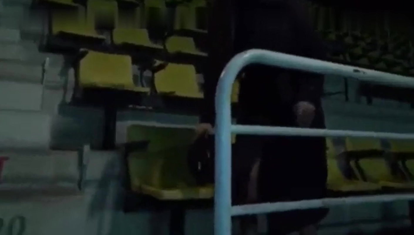 Poonam Pandey – Strips In Stadium Bold 2