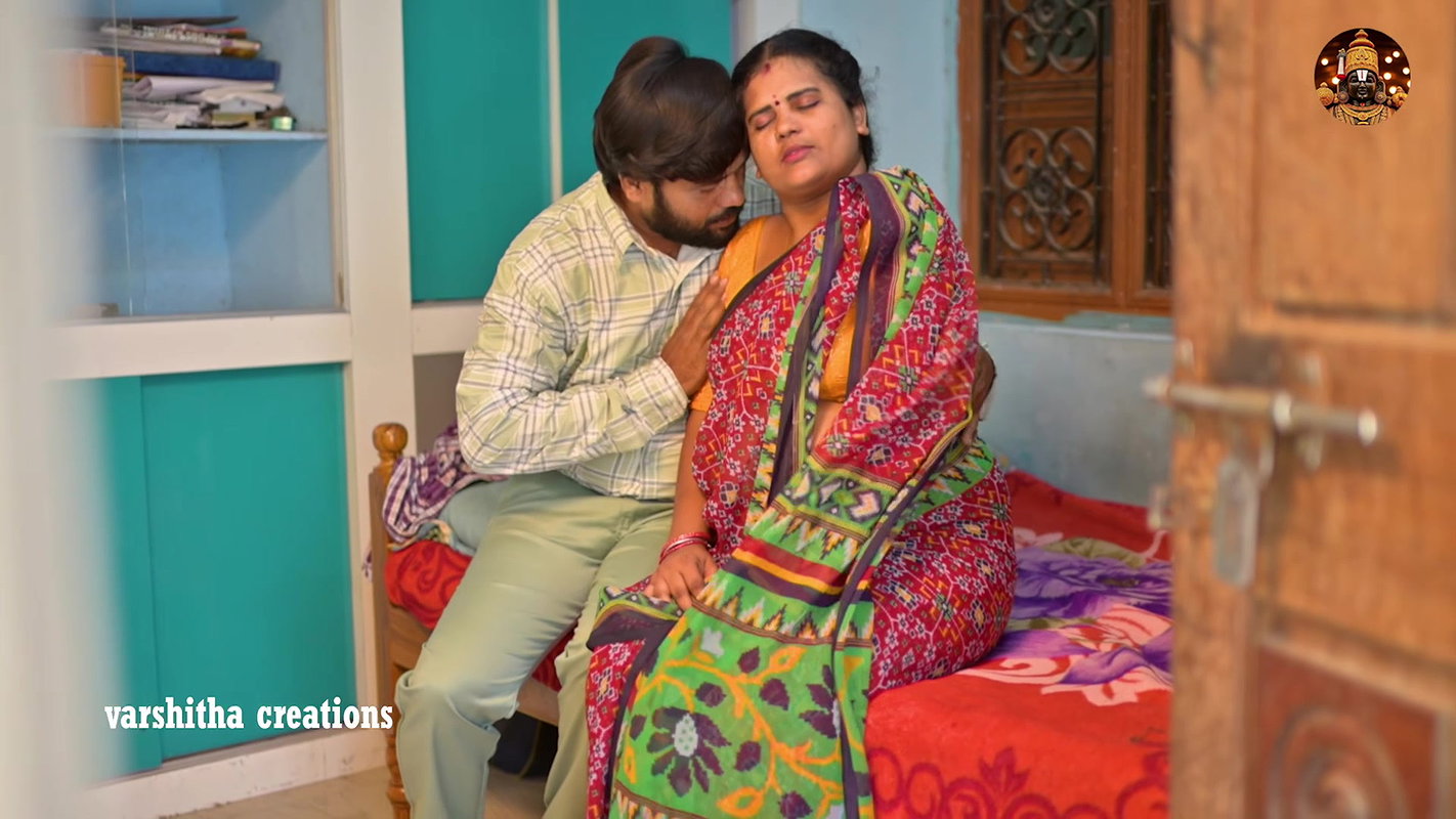 MILF Mounika hot scenes – Saree, Intimate, Cheating wife, Expressions 2