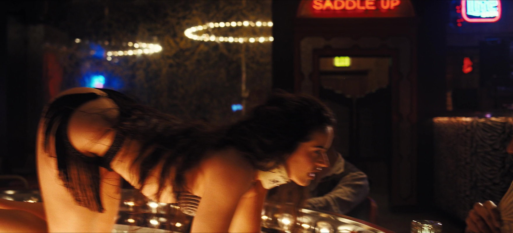Euphoria S3 – Erotic Bar Dance Sexy Ass Thighs Lusty Moaning Scene 4K 2