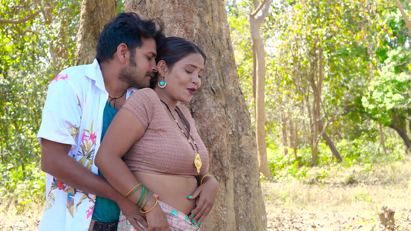 Hot young radha chauhan multiple smooching navel kiss song 2