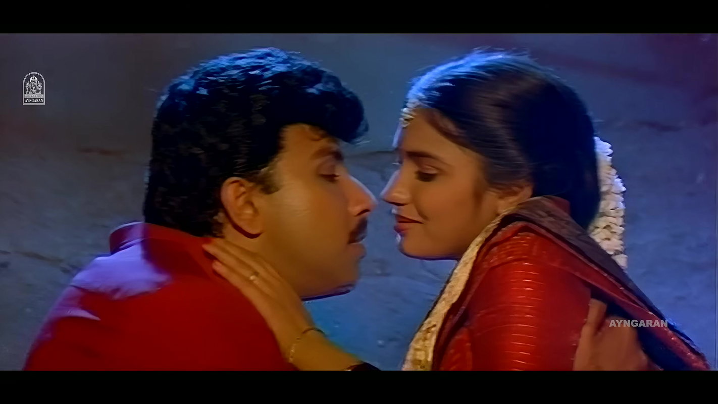 Sukanya rare hot first night song – Saree drop, Navel caressed & slightly kissed 2