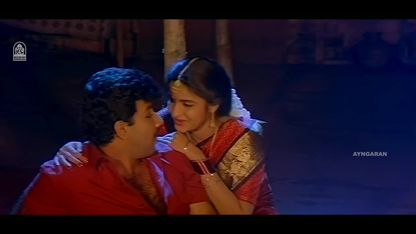 Sukanya rare hot first night song – Saree drop, Navel caressed & slightly kissed 2