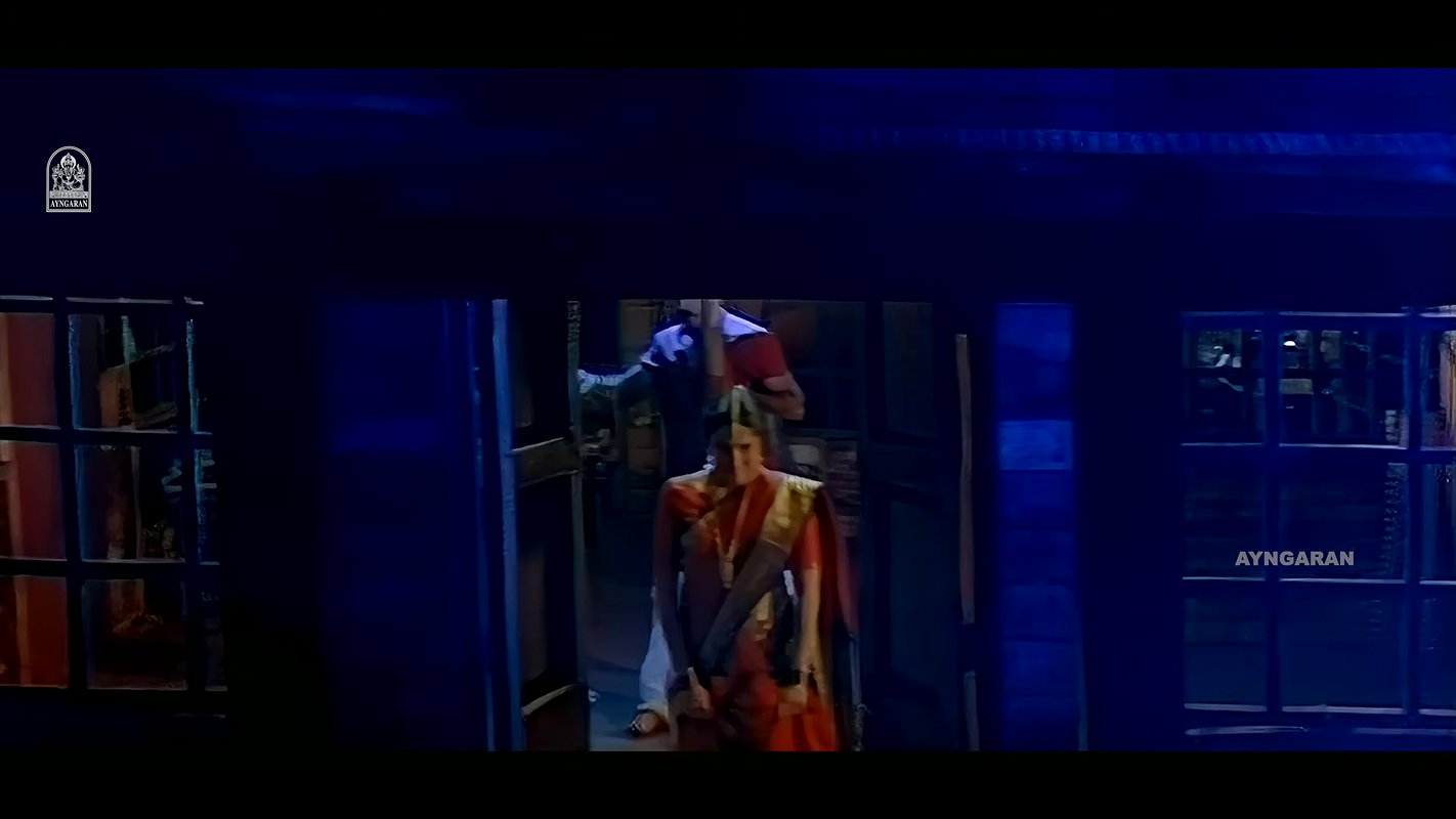 Sukanya rare hot first night song – Saree drop, Navel caressed & slightly kissed 2