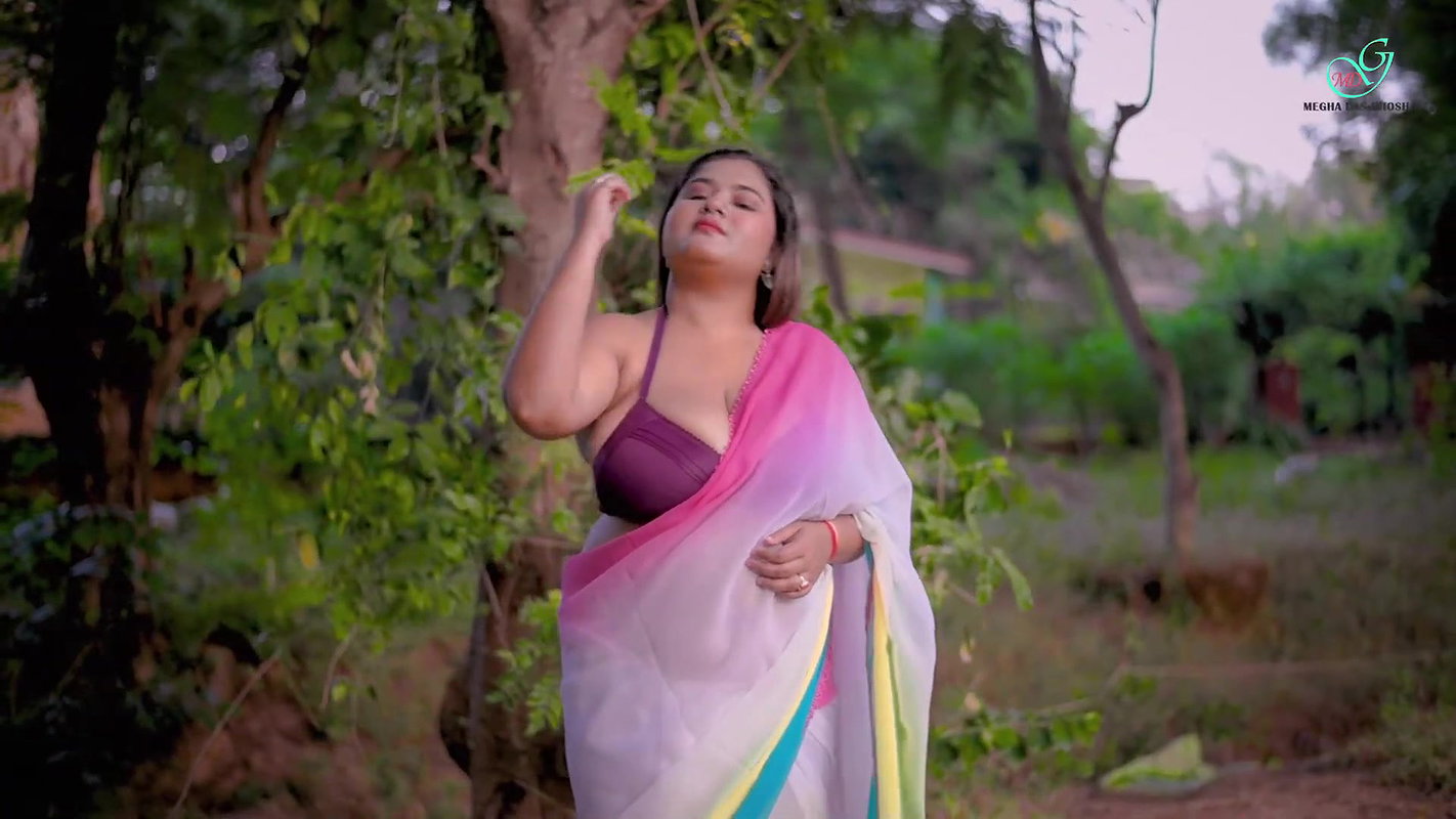 Beautiful boob megha das ghosh huge cleavage and navel show photoshoot 2