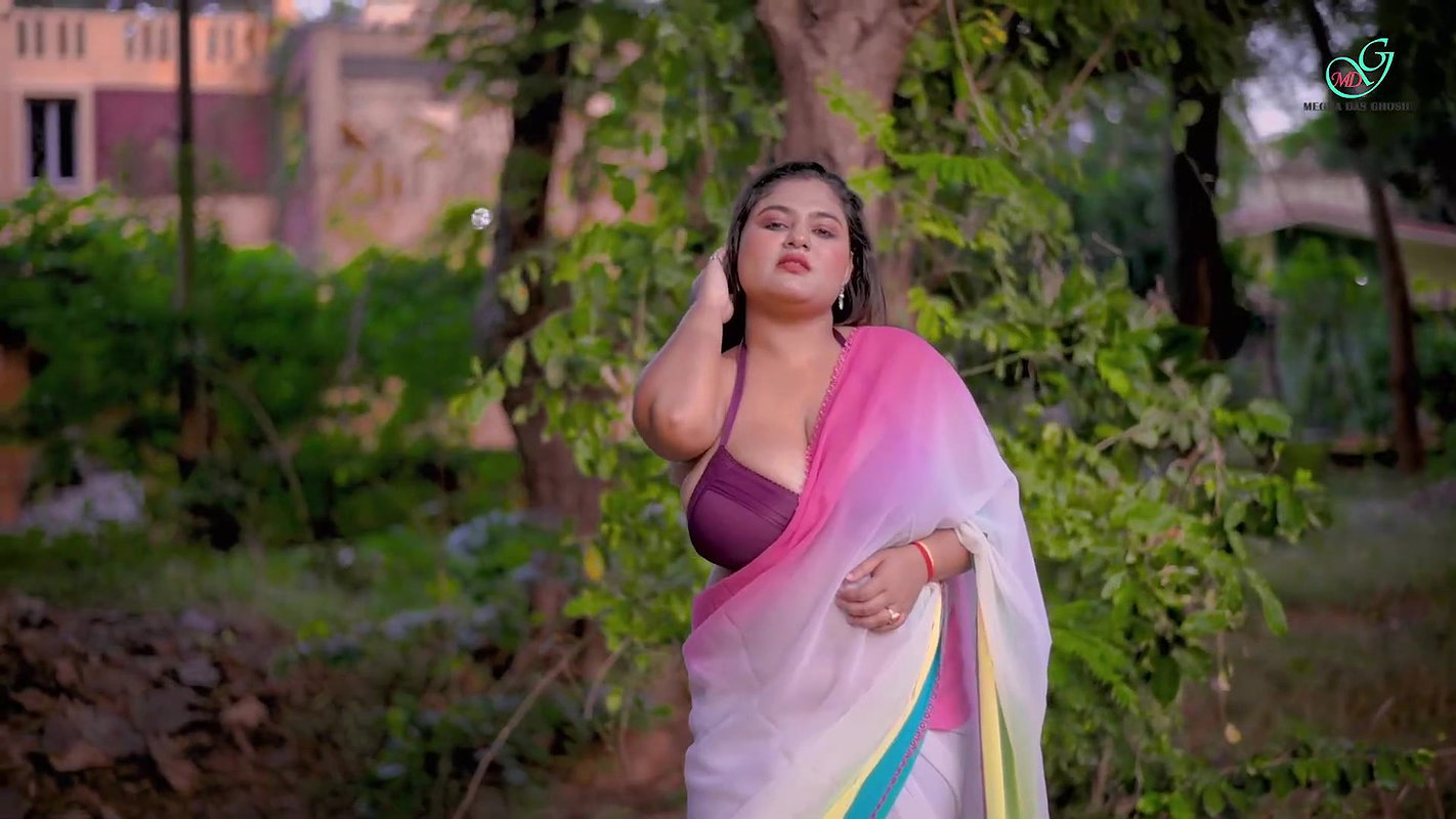 Beautiful boob megha das ghosh huge cleavage and navel show photoshoot 2