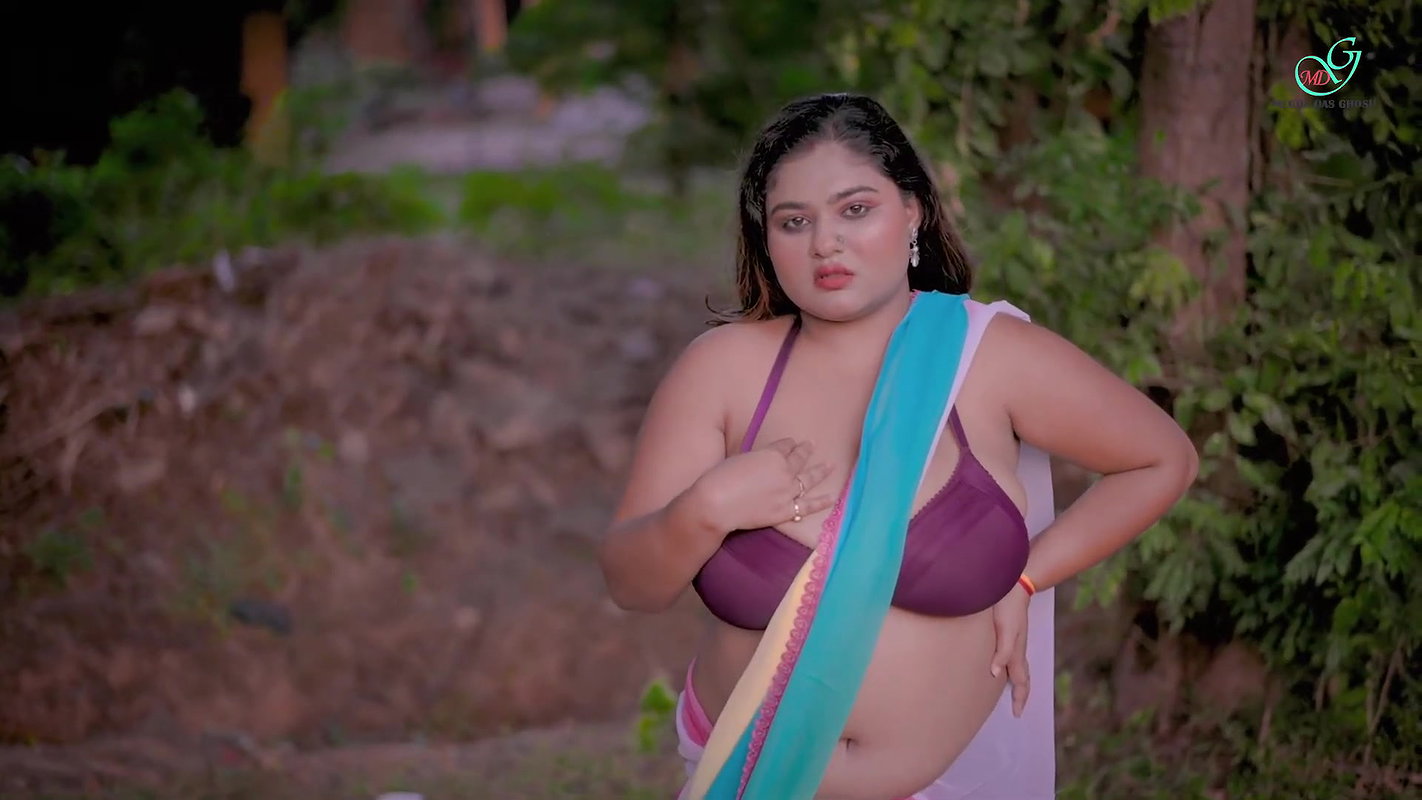 Beautiful boob megha das ghosh huge cleavage and navel show photoshoot 2