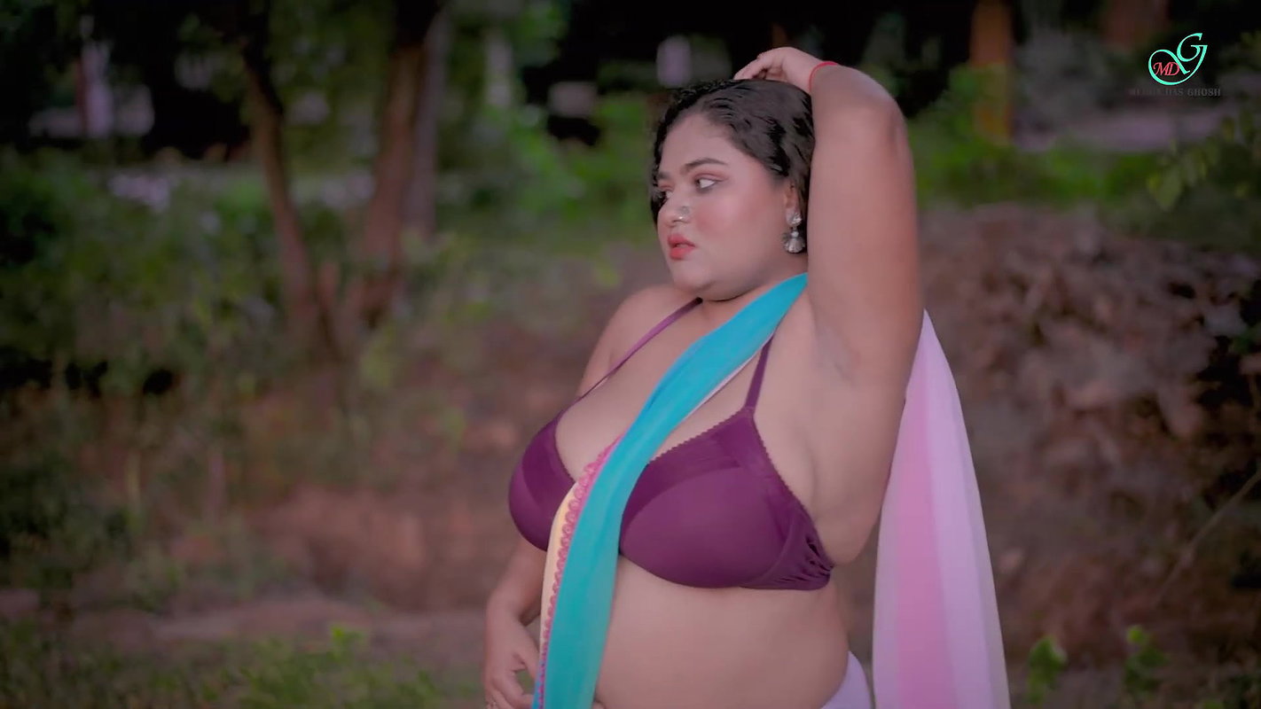 Beautiful boob megha das ghosh huge cleavage and navel show photoshoot 2