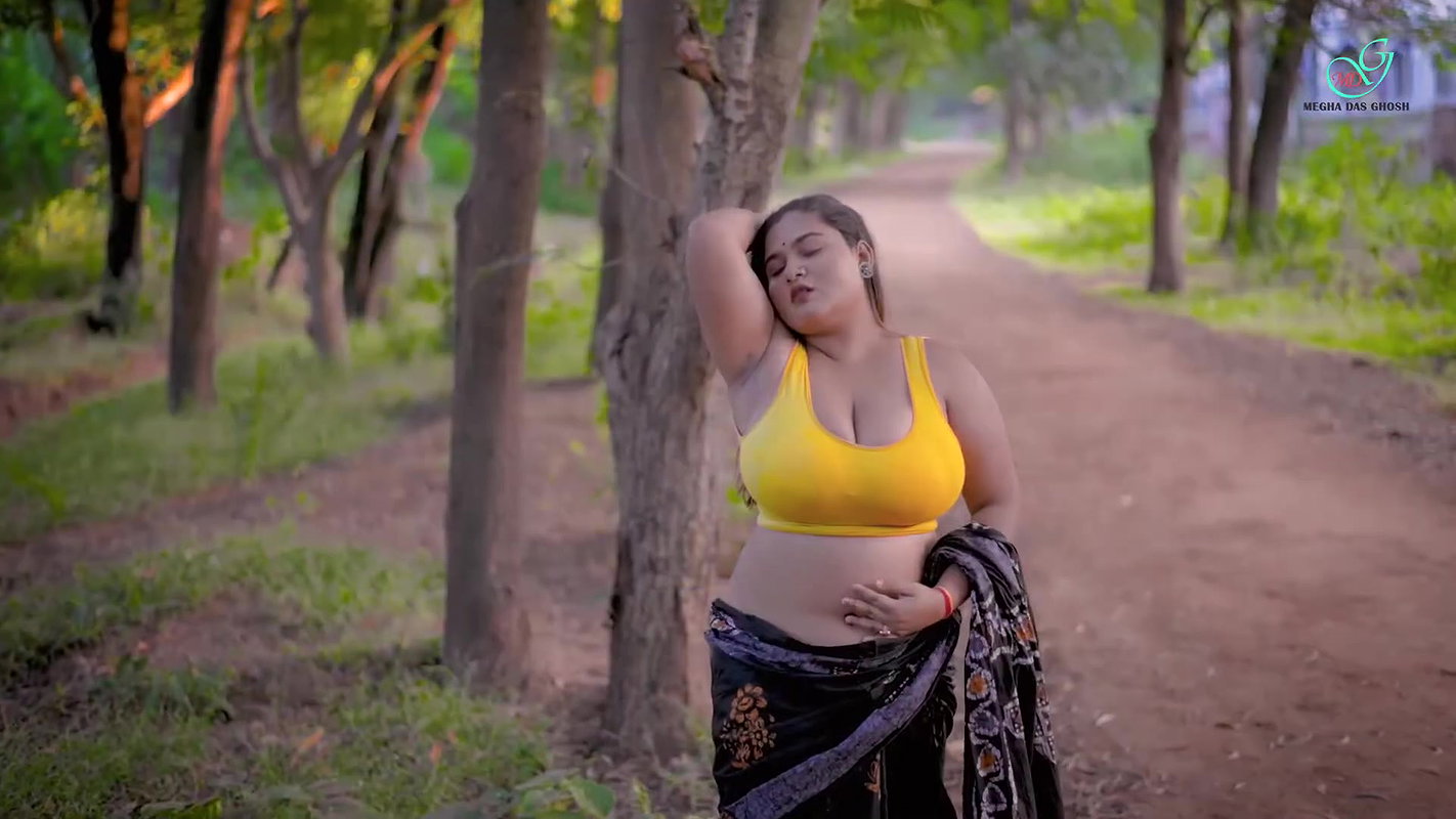 Booby megha das ghosh huge cleavage hot navel show sensual photoshoot 2