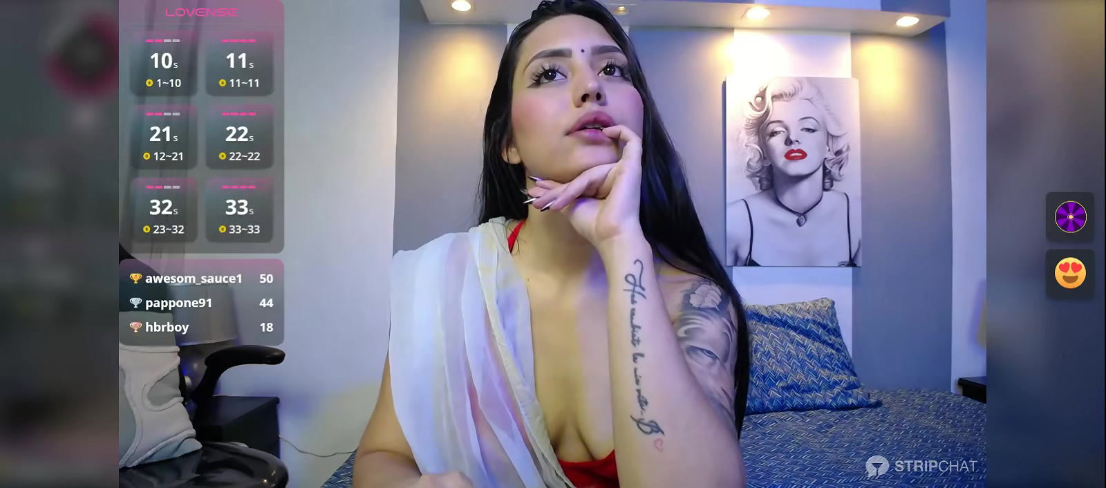 Ho Babe in White Saree looking gorgeous milky her tits 2