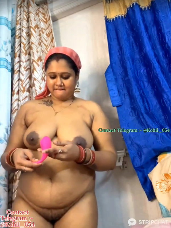 Sweet-Ellina Private show cute face show and dildo pussy fucking2