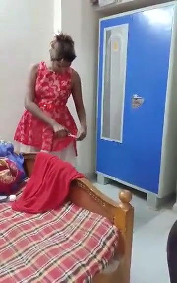 x  Swathi Naidu Bath 3