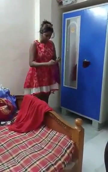 x  Swathi Naidu Bath 3