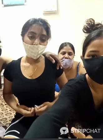 HoneyHush 4some show