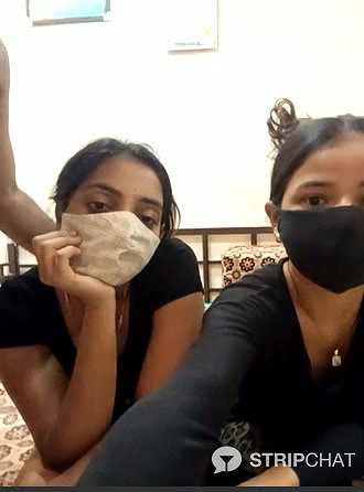 HoneyHush 4some show