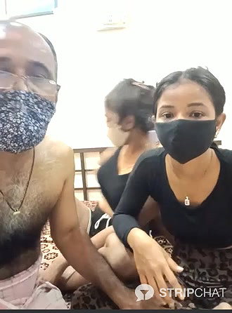 HoneyHush 4some show with face fk new girl cum show (1)