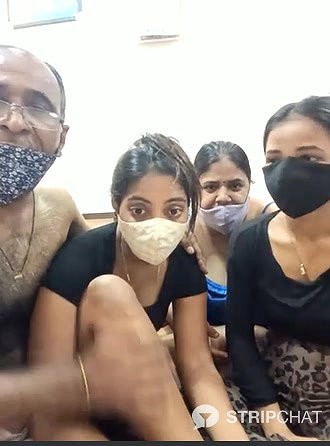 HoneyHush 4some show with face fk new girl cum show (1)