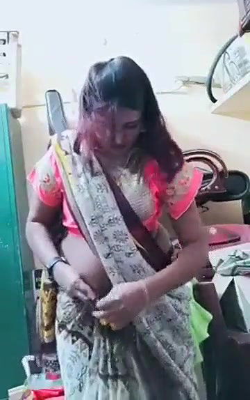 Swathi naidu dress and getting ready for shoot part-2