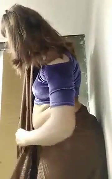 Swathi naidu dress to saree