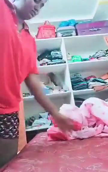 Swathi naidu dressing after bath