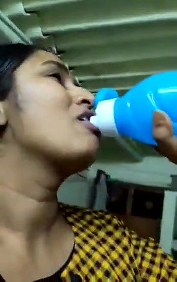 Swathi naidu enjoying with cats in home