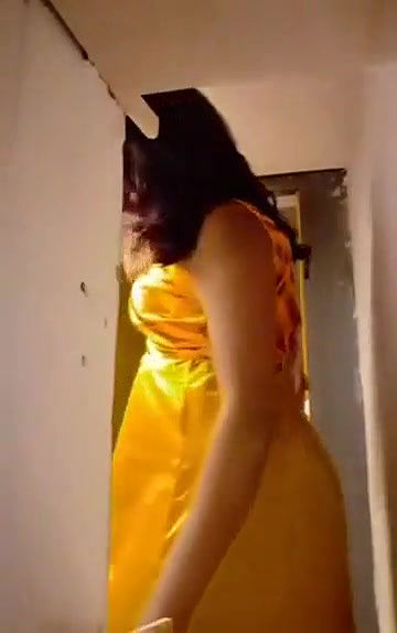 Swathi naidu exchanging clothes and getting ready for shoot part-2