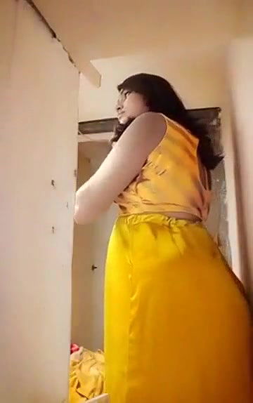 Swathi naidu exchanging clothes and getting ready for shoot part-2