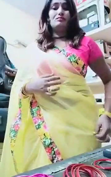 Swathi naidu getting ready for shoot